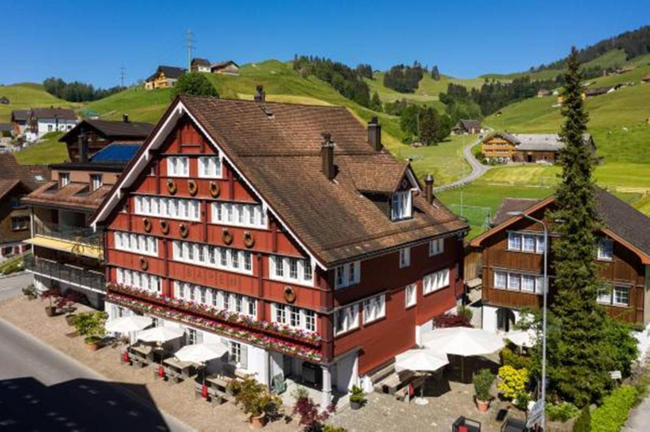 Appenzeller Huus Baeren Hotel Gonten Buitenkant foto